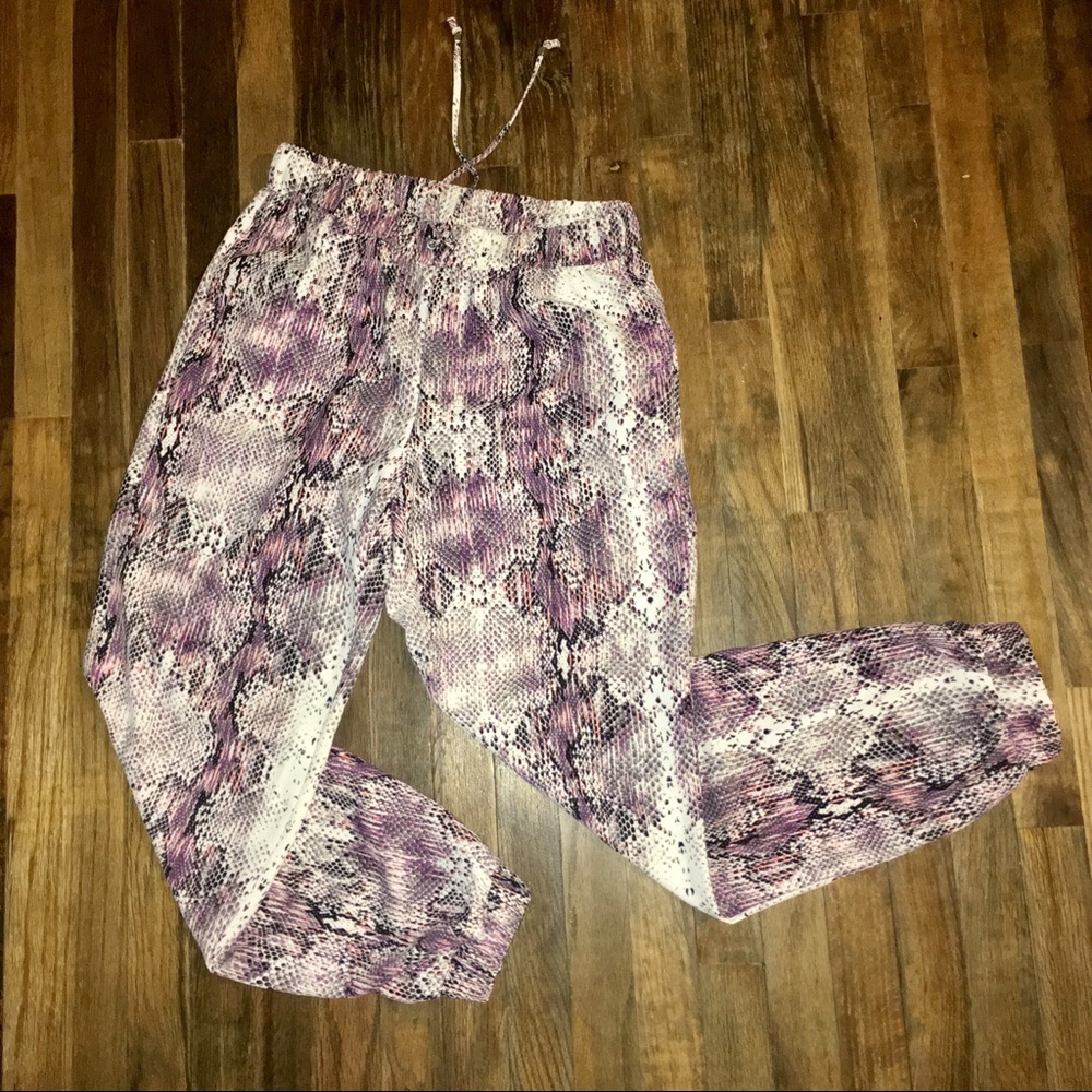Jennifer Lopez Purple Snake Print Cropped Pants